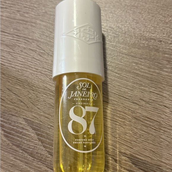 Sol de Janeiro Cheirosa 87 Mist with White and Yellow - Picture 1 of 1